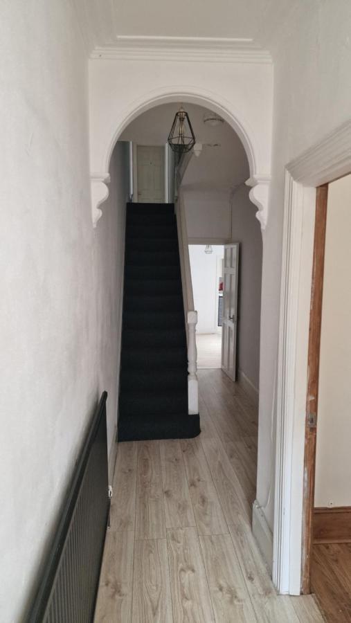 Mike'S Homestay Eastleigh Esterno foto