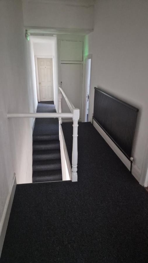Mike'S Homestay Eastleigh Esterno foto