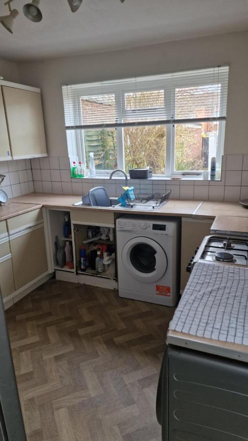 Mike'S Homestay Eastleigh Esterno foto